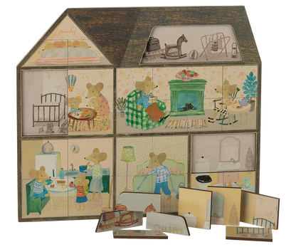 Mouse hole Farmhouse puzzle