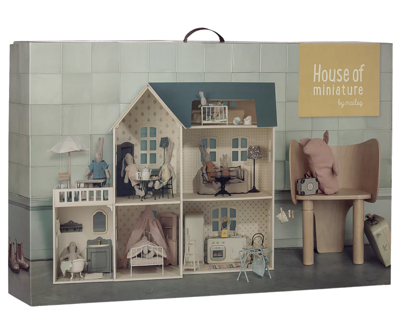 Dollhouse, House of Miniature