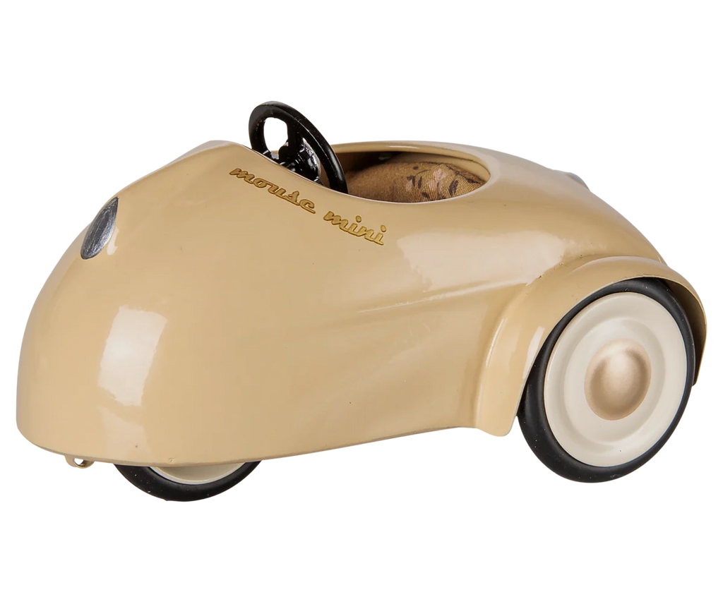 Car, Mouse - Wheat
