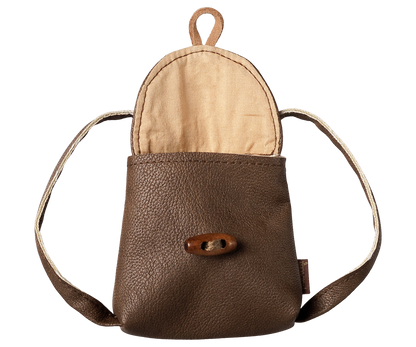 Backpack, Medium mouse